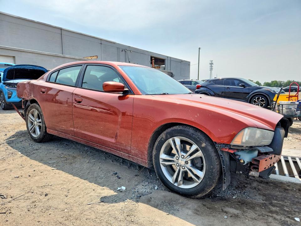 Zdjęcie 4 z aukcji – 2013 DODGE CHARGER z VIN 2C3CDXJG6DH584755