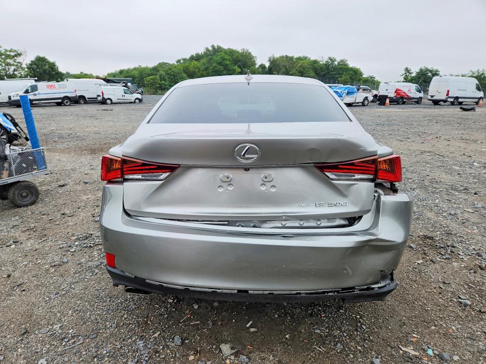Photo 6 from auction – 2020 LEXUS IS with VIN JTHA81F24L5041443