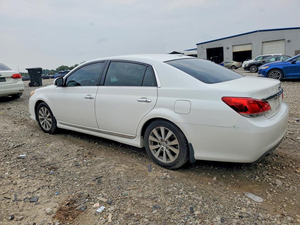 Photo 2 from auction – 2011 TOYOTA AVALON with VIN 4T1BK3DB5BU407402