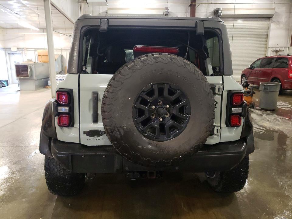 Photo 6 from auction – 2022 FORD BRONCO with VIN 1FMEE5JR5NLA50279