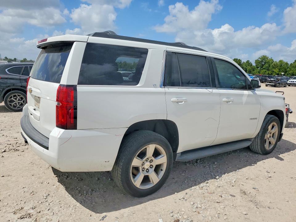 Photo 3 from auction – 2016 CHEVROLET TAHOE with VIN 1GNSCBKC3GR211287