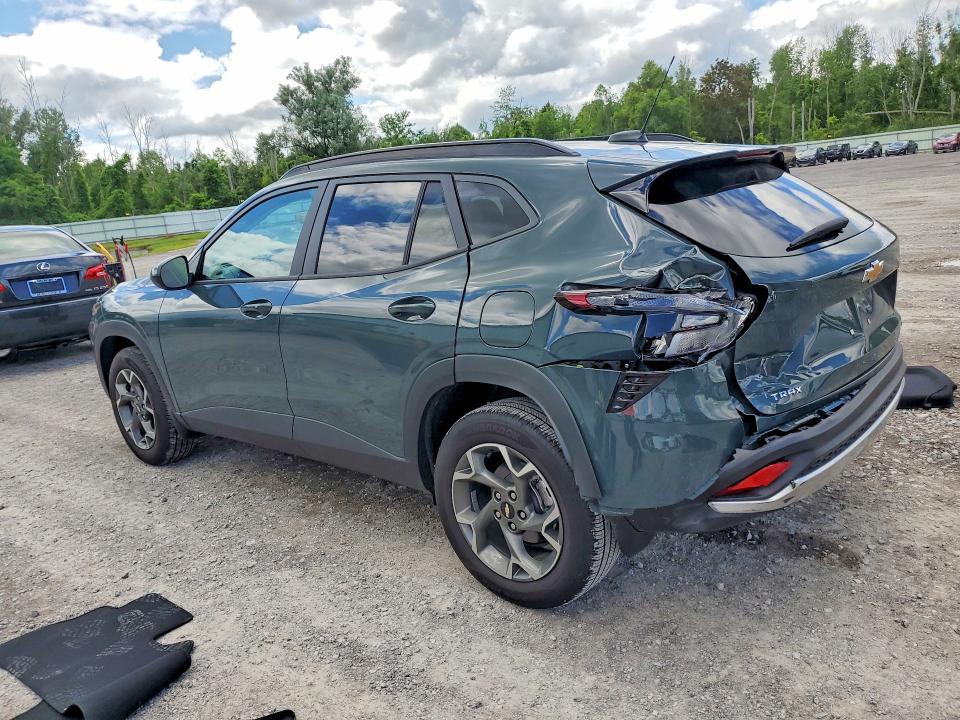 Photo 2 from auction – 2025 CHEVROLET TRAX with VIN KL77LHEP9SC278467