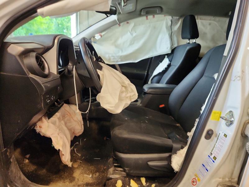 Photo 7 from auction – 2018 TOYOTA RAV4 with VIN 2T3BFREV6JW747079