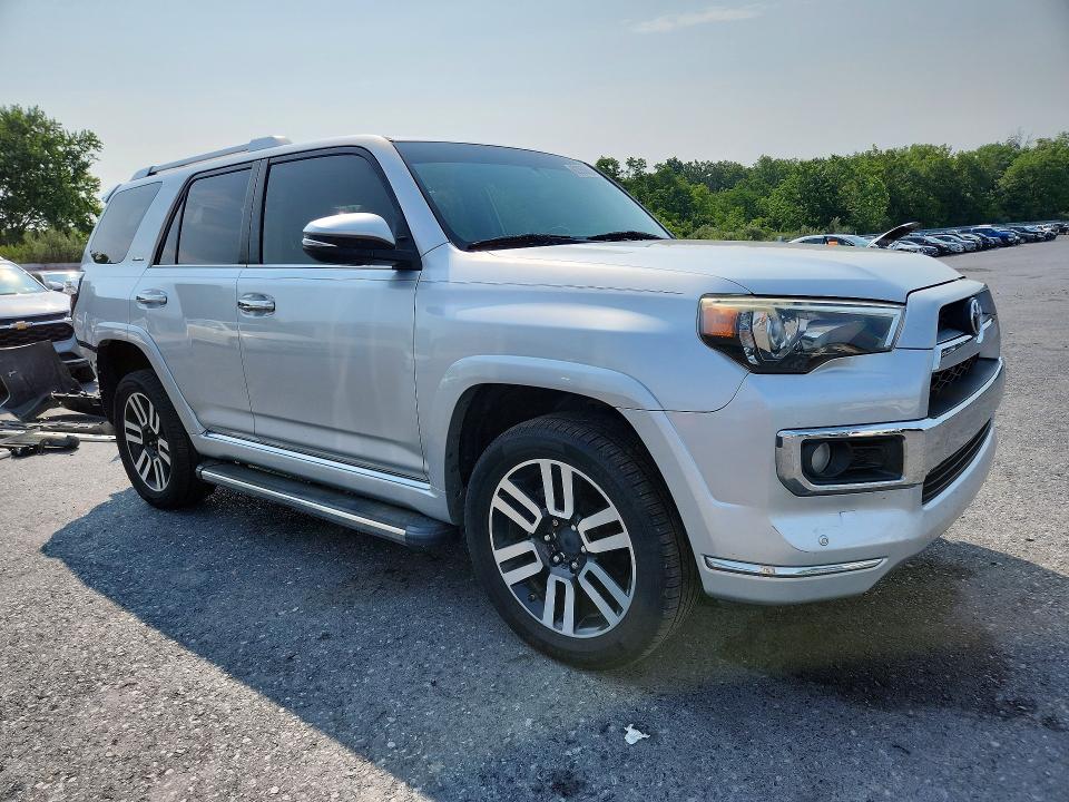 Photo 4 from auction – 2015 TOYOTA 4RUNNER with VIN JTEBU5JR2F5204894