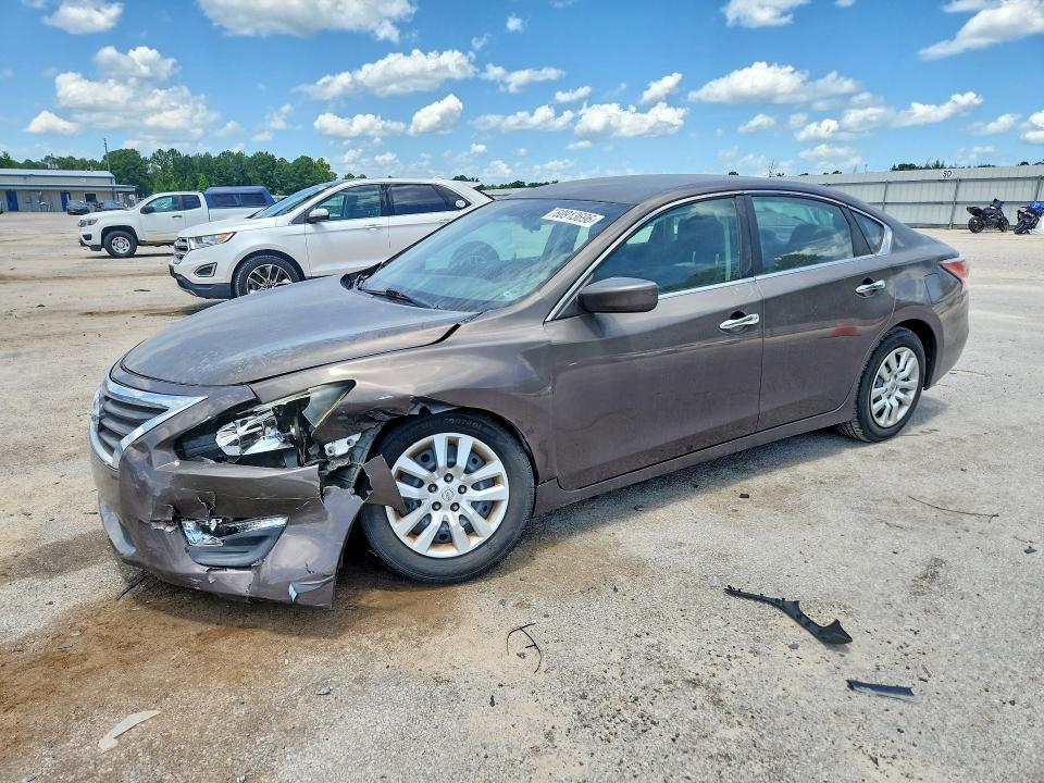 NISSAN ALTIMA 2015 with VIN 1N4AL3AP1FC247274 - Photo from auction