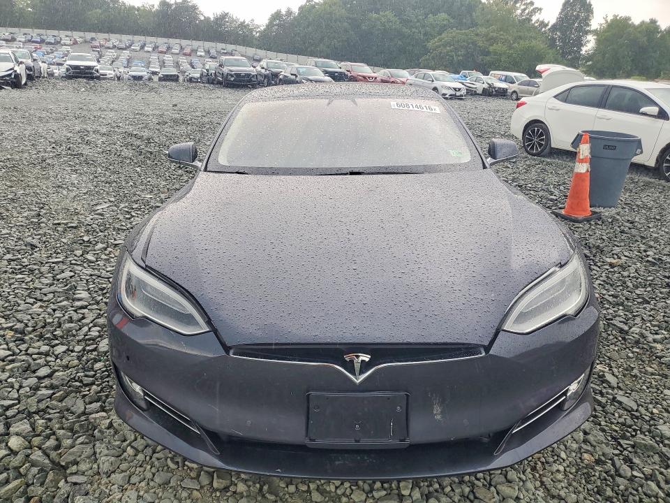 Photo 5 from auction – 2018 TESLA MODEL S with VIN 5YJSA1E22JF283977