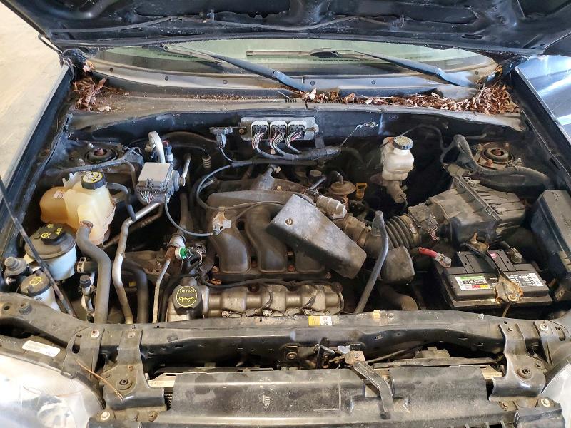 Photo 12 from auction – 2007 FORD ESCAPE with VIN 1FMYU94147KB95433