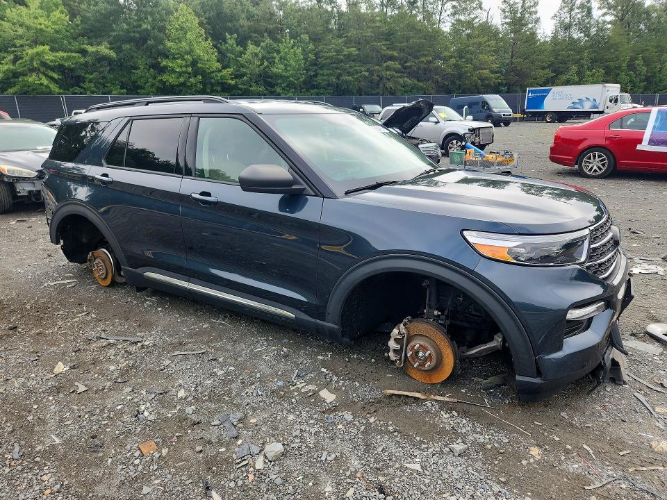 Photo 4 from auction – 2022 FORD EXPLORER with VIN 1FMSK8DH2NGB67407