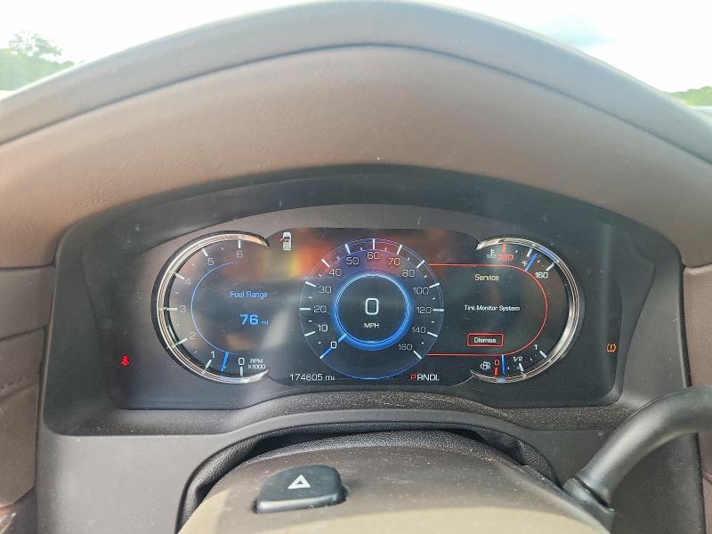 Photo 9 from auction – 2017 CADILLAC ESCALADE with VIN 1GYS4HKJ3HR315166