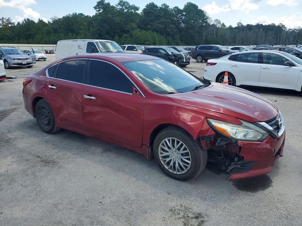 Photo 4 from auction – 2018 NISSAN ALTIMA with VIN 1N4AL3AP0JC127684