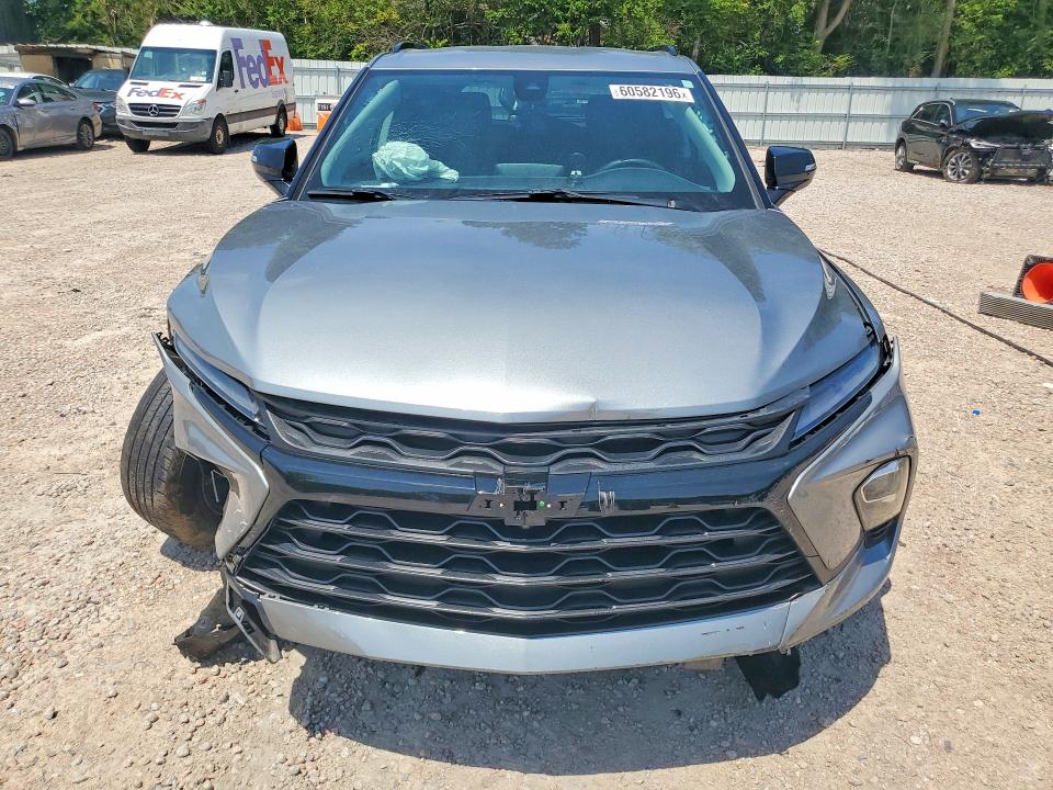 Photo 5 from auction – 2024 CHEVROLET BLAZER with VIN 3GNKBDR4XRS175756