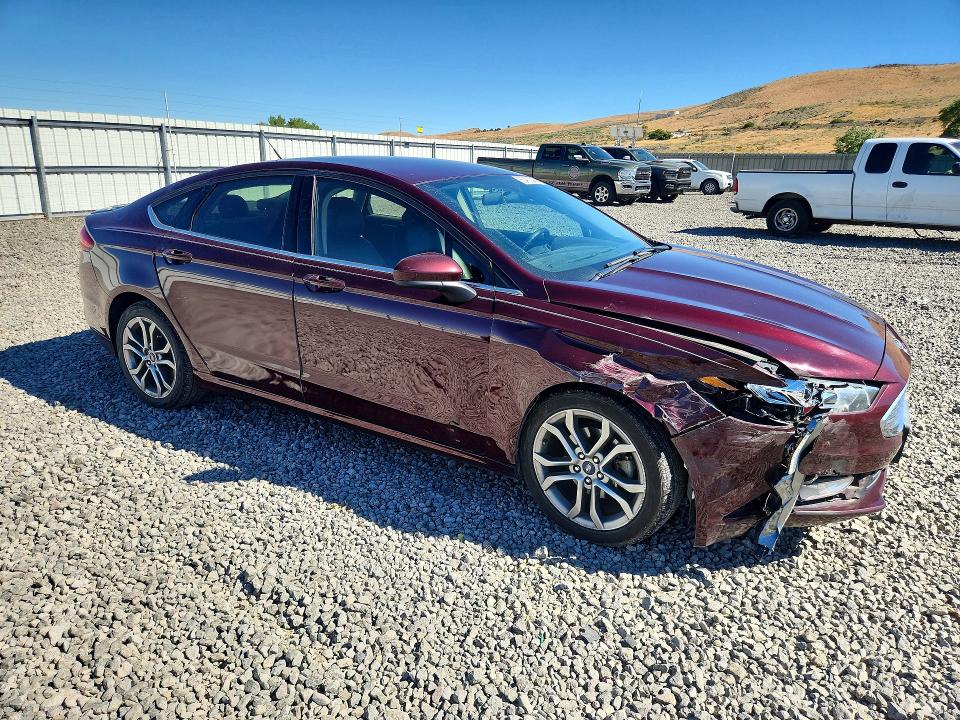 Photo 4 from auction – 2017 FORD FUSION with VIN 3FA6P0HD3HR274274