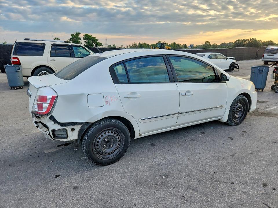 Photo 3 from auction – 2010 NISSAN SENTRA with VIN 3N1AB6AP4AL621407