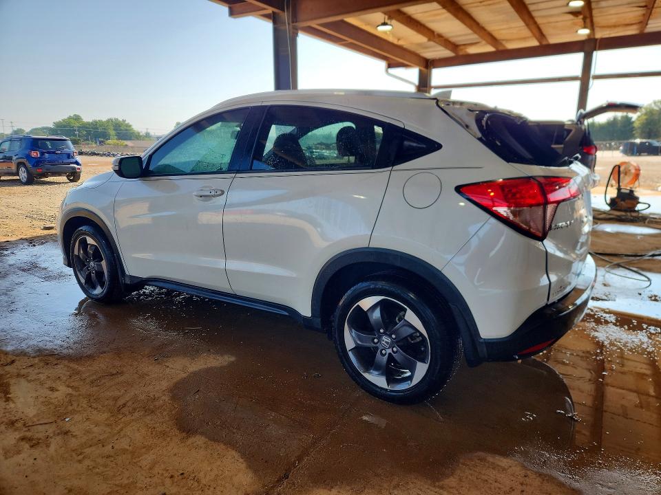 Photo 2 from auction – 2018 HONDA HR-V with VIN 3CZRU5H75JM702916