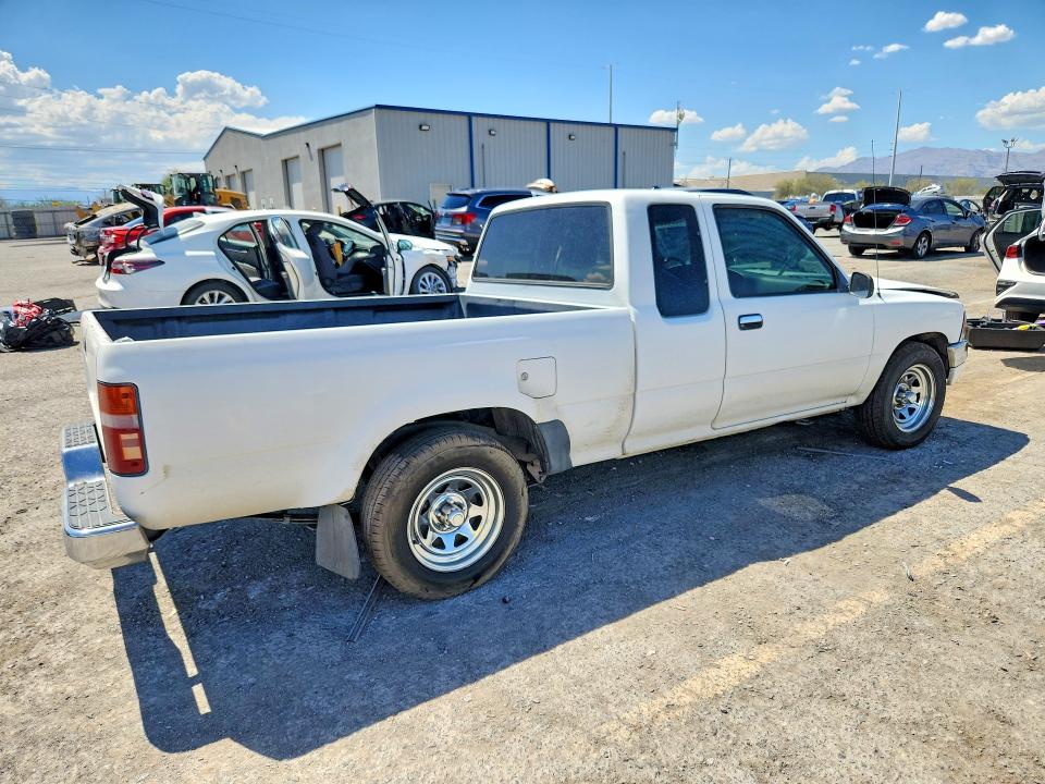Photo 3 from auction – 1993 TOYOTA PICKUP with VIN JT4RN93PXP5083648