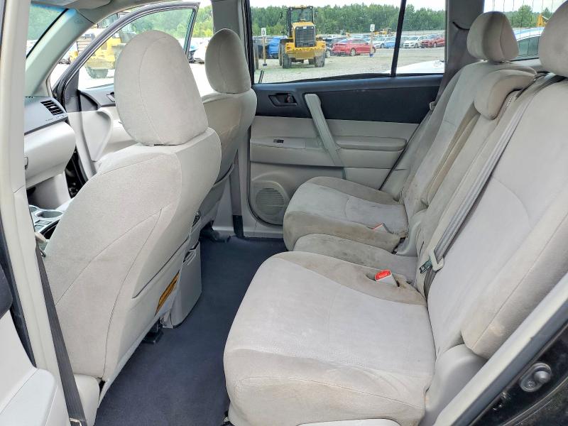 Photo 11 from auction – 2013 TOYOTA HIGHLANDER with VIN 5TDZK3EH5DS132420