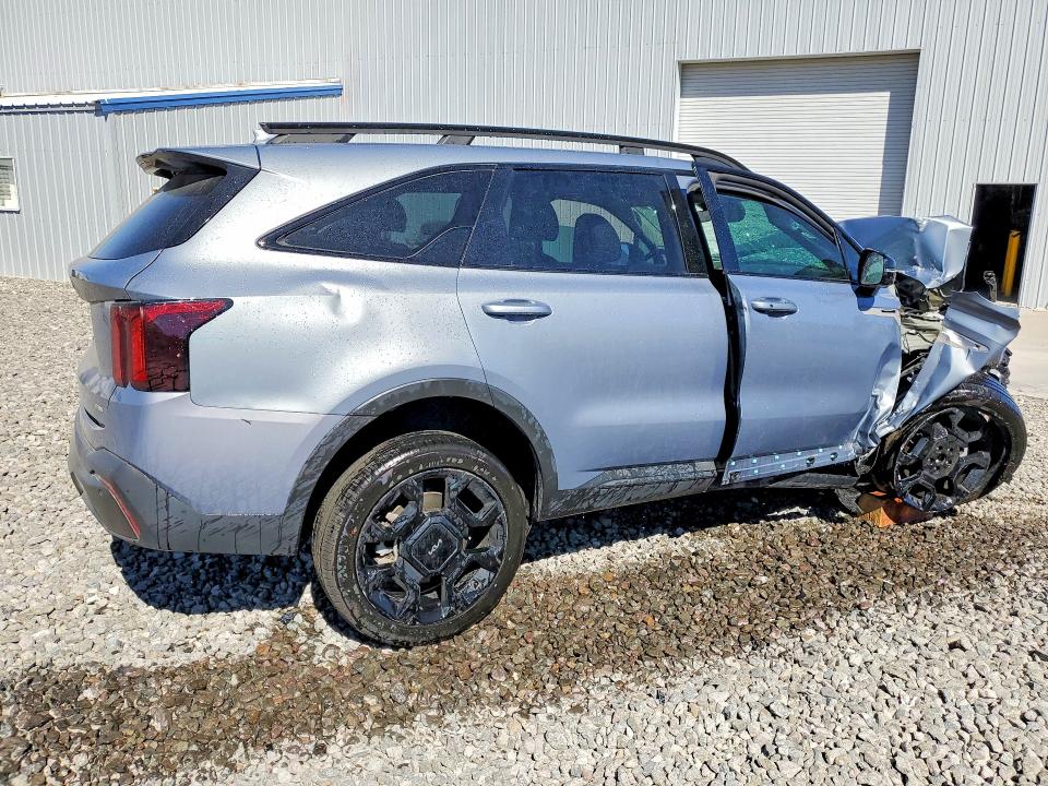 Photo 3 from auction – 2024 KIA SORENTO with VIN 5XYRHDJF1RG305802