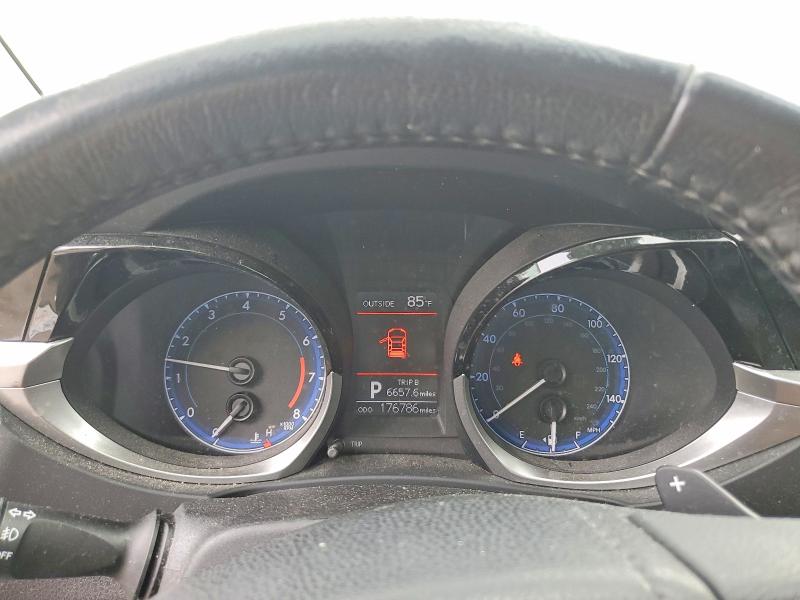 Photo 9 from auction – 2015 TOYOTA COROLLA with VIN 5YFBURHE1FP341083