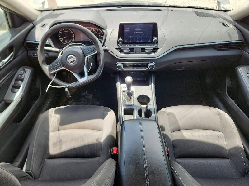 Photo 8 from auction – 2020 NISSAN UK with VIN 1N4BL4BV7LC133153