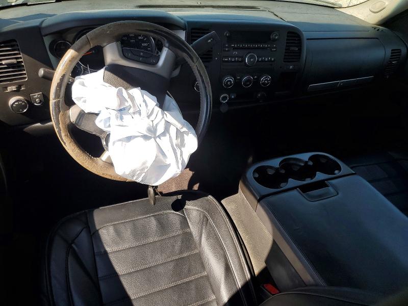 Photo 8 from auction – 2010 CHEVROLET SILVERADO with VIN 3GCRKSE32AG177601