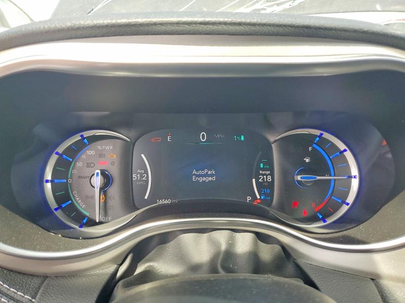 Photo 9 from auction – 2023 CHRYSLER PACIFICA with VIN 2C4RC1S77PR584461