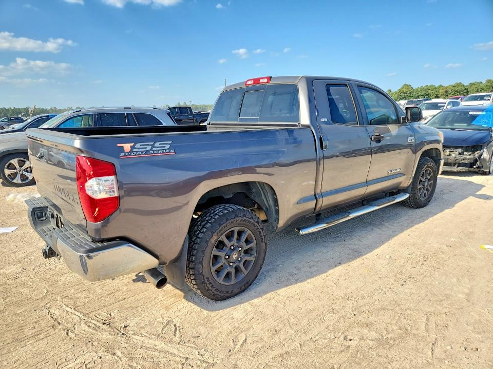 Photo 3 from auction – 2017 TOYOTA TUNDRA with VIN 5TFRY5F15HX216054