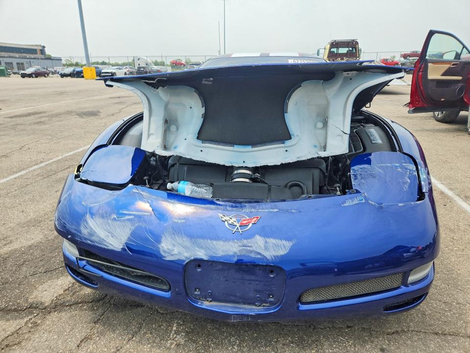 Photo 5 from auction – 2004 CHEVROLET CORVETTE with VIN 1G1YY12S345130033