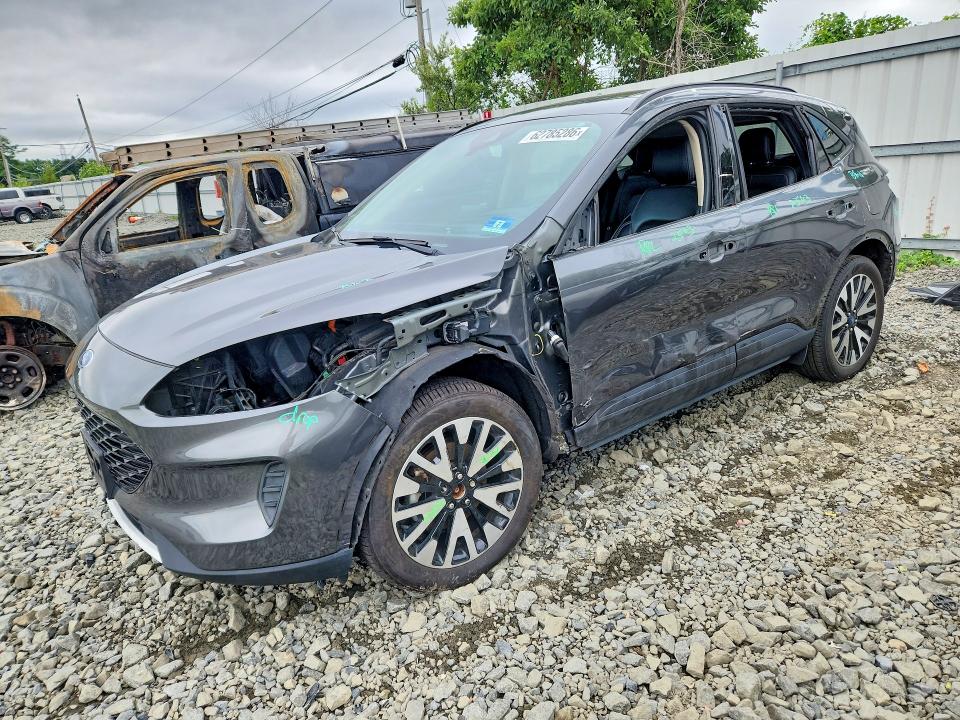 FORD ESCAPE 2020 with VIN 1FMCU9BZ6LUB46560 - Photo from auction