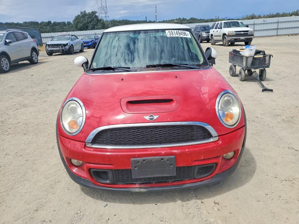 Photo 5 from auction – 2011 MINI COOPER with VIN WMWSV3C5XBTY12231