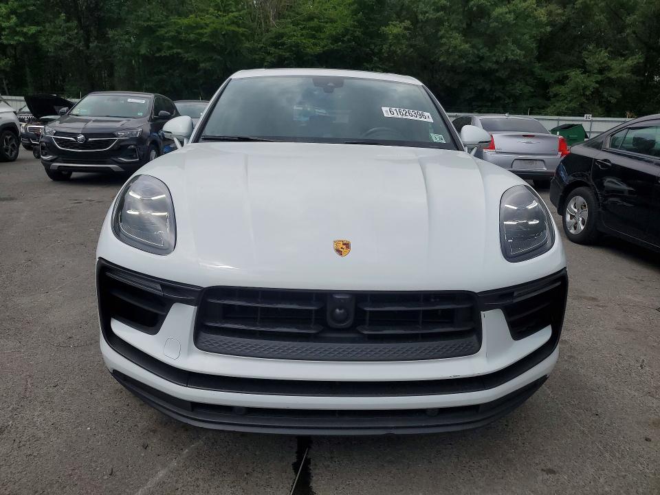Photo 5 from auction – 2023 PORSCHE MACAN with VIN WP1AA2A58PLB13032