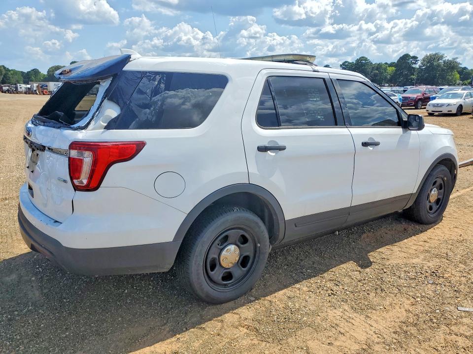 Photo 3 from auction – 2017 FORD EXPLORER with VIN 1FM5K8ARXHGB55536