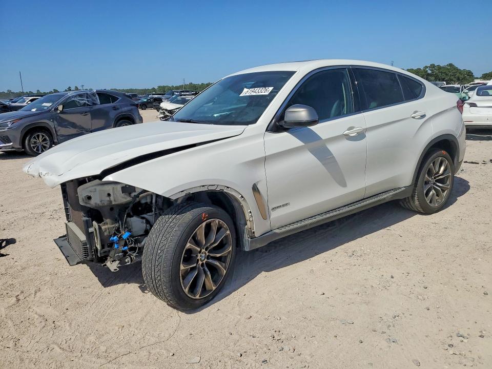 BMW X6 2016 with VIN 5UXKU0C52G0F92968 - Photo from auction