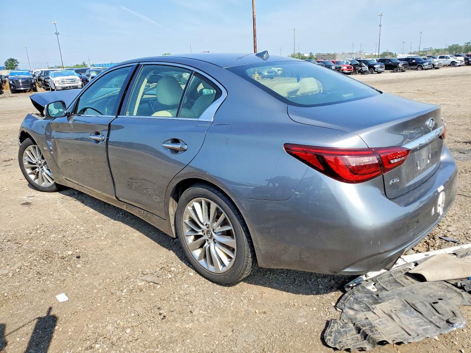 Photo 2 from auction – 2018 INFINITI Q50 with VIN JN1EV7AR9JM442639