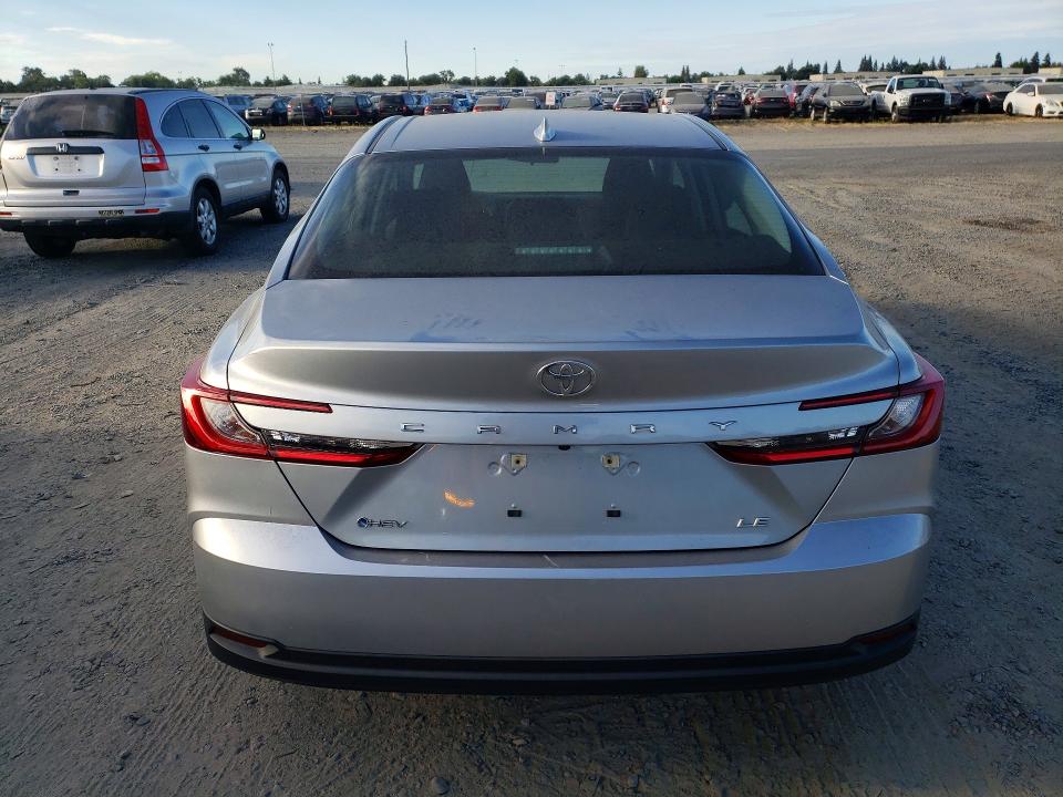 Photo 6 from auction – 2025 TOYOTA CAMRY with VIN 4T1DAACK0SU073779