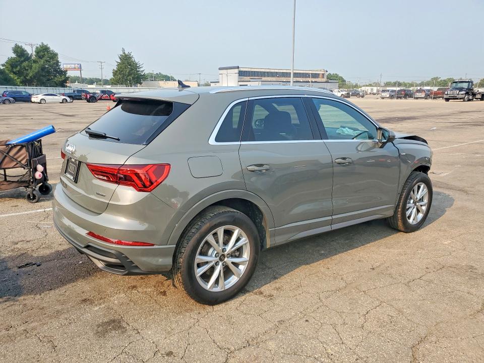 Foto 3 de la subasta – 2023 AUDI Q3 con VIN WA1EECF35P1117145
