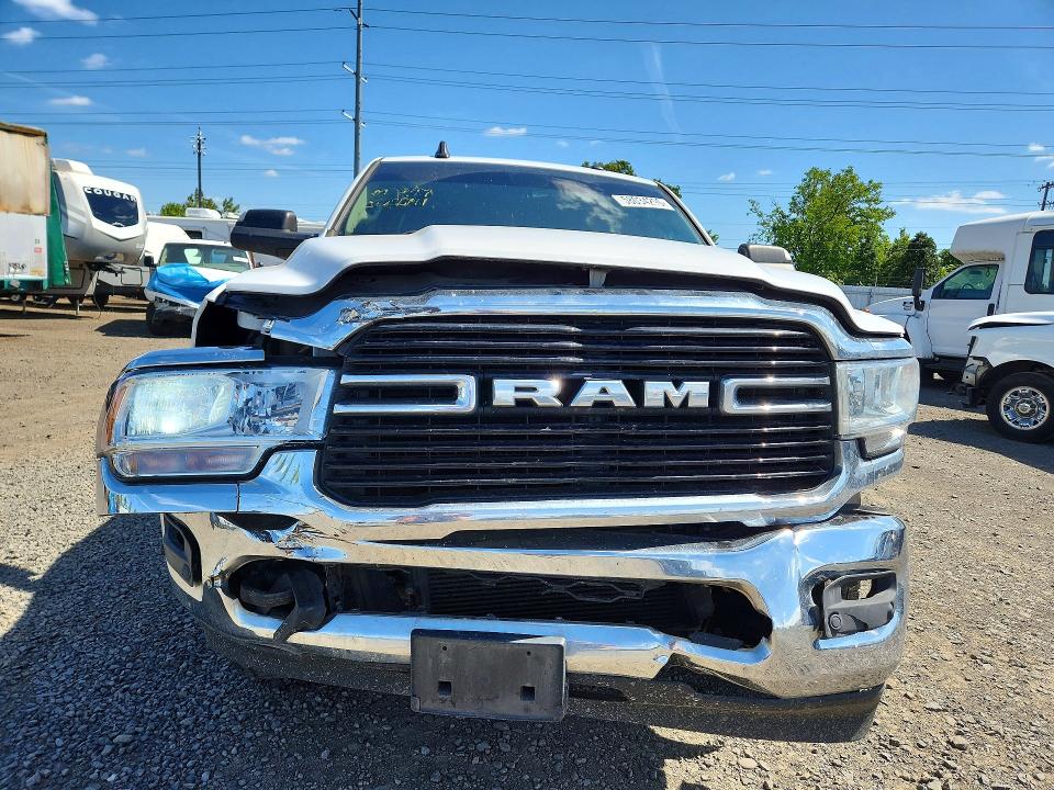 Photo 5 from auction – 2019 RAM 3500 with VIN 3C63R2HL3KG660648