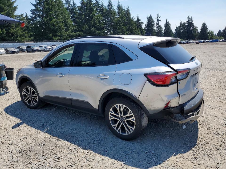 Photo 2 from auction – 2020 FORD ESCAPE with VIN 1FMCU9H68LUC02799
