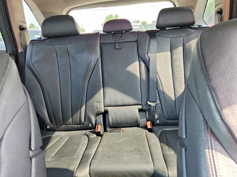 Photo 10 from auction – 2014 BMW X5 with VIN 5UXKS4C5XE0J94303