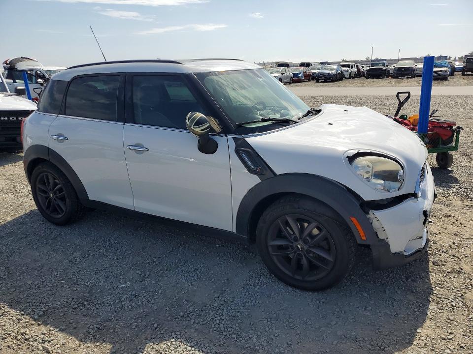 Photo 4 from auction – 2014 MINI COOPER with VIN WMWZC3C55EWT00951