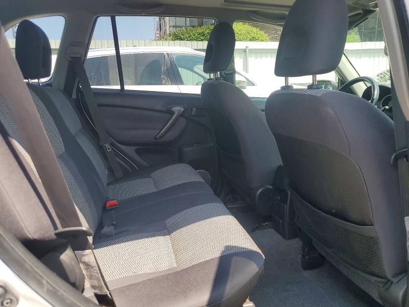 Photo 11 from auction – 2005 TOYOTA RAV4 with VIN JTEGD20V650049068