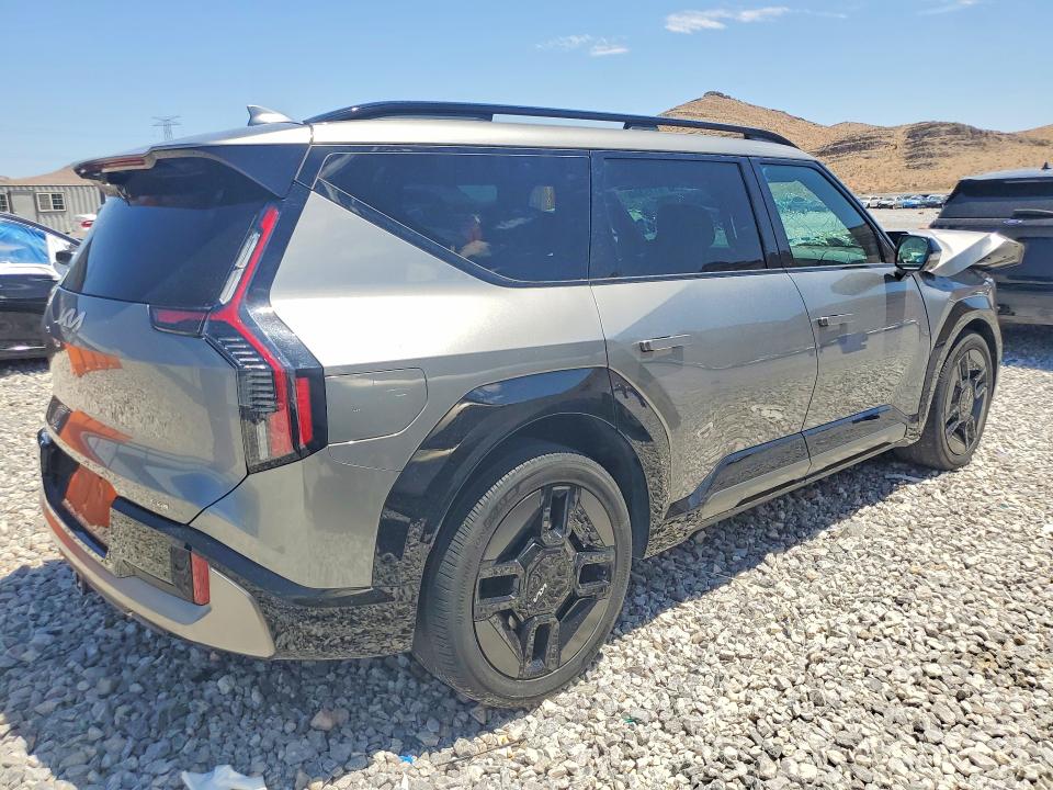 Photo 3 from auction – 2024 KIA EV9 with VIN KNDAEFS51R6026280