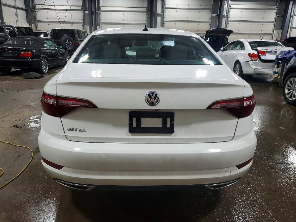 Photo 6 from auction – 2020 VOLKSWAGEN JETTA with VIN 3VWCB7BU3LM003117