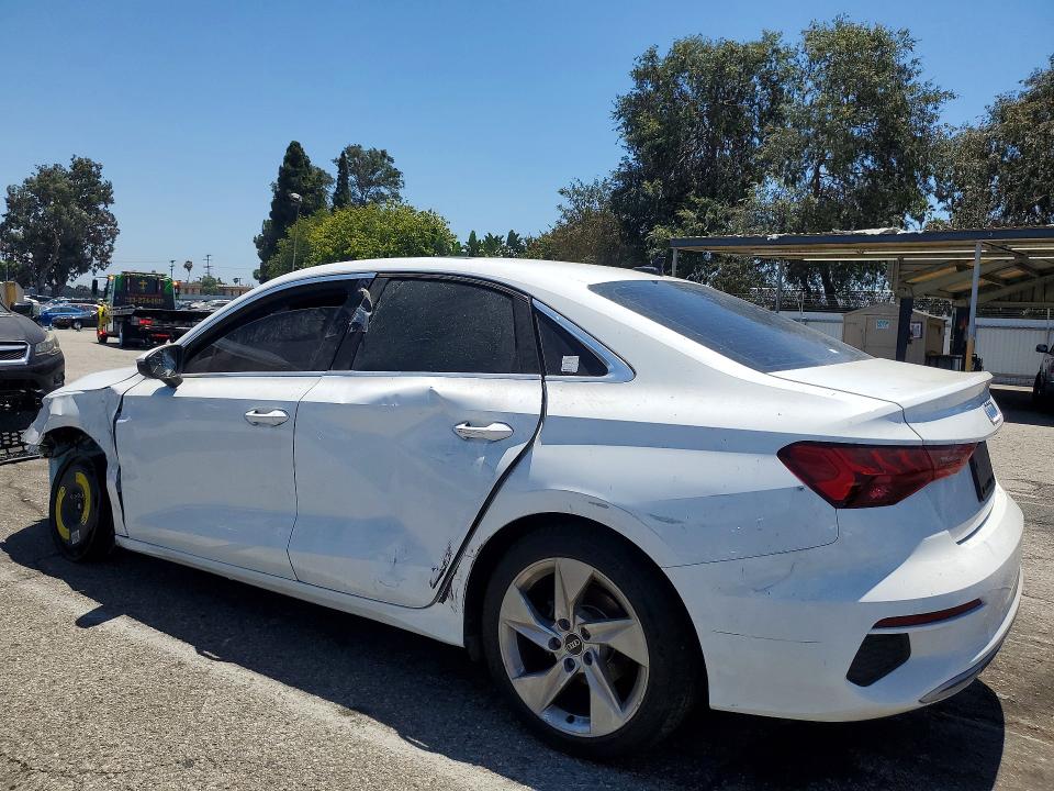 Foto 2 de la subasta – 2022 AUDI A3 con VIN WAUAUDGY2NA077091
