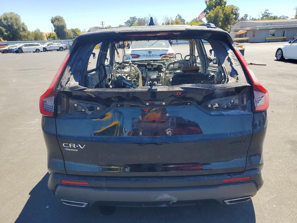 Photo 6 from auction – 2024 HONDA CR-V with VIN 7FARS6H83RE081352