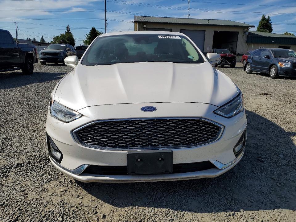 Photo 5 from auction – 2019 FORD FUSION with VIN 3FA6P0SU6KR236182
