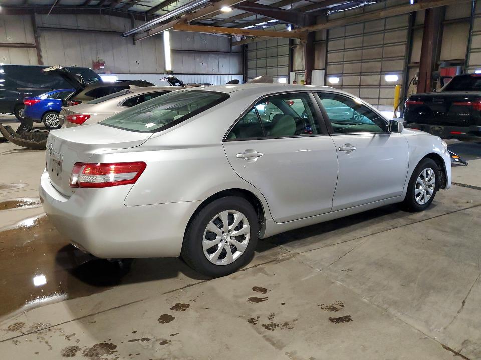 Photo 3 from auction – 2010 TOYOTA CAMRY with VIN 4T4BF3EK9AR035845