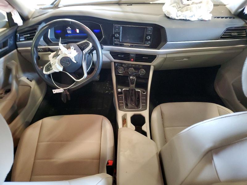 Photo 8 from auction – 2023 VOLKSWAGEN JETTA with VIN 3VW7M7BU5PM051090
