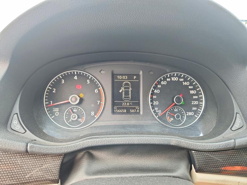 Photo 9 from auction – 2014 VOLKSWAGEN PASSAT with VIN 1VWCS7A31EC082011