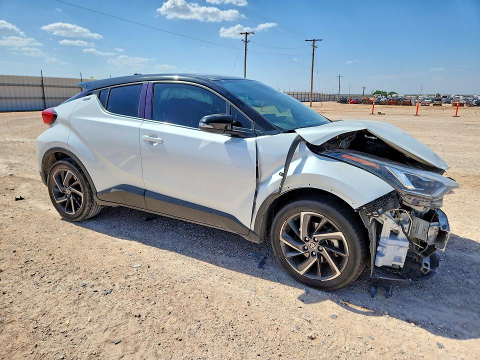 Zdjęcie 4 z aukcji – 2022 TOYOTA C-HR z VIN NMTKHMBX4NR146004