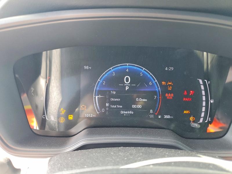 Photo 9 from auction – 2026 TOYOTA COROLLA with VIN 5YFS4MCE2TP283698